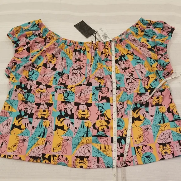 Torrid Mickey And Friends Retro Off Shoulder Short Sleeve Shirt Top, size 3 - Picture 4 of 13